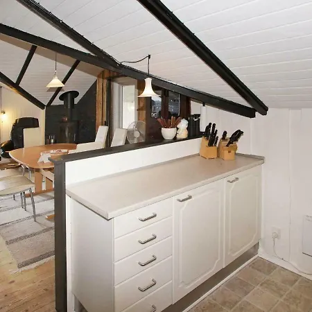 Semesterbostad Three-bedroom Holiday In 6 Hemmet